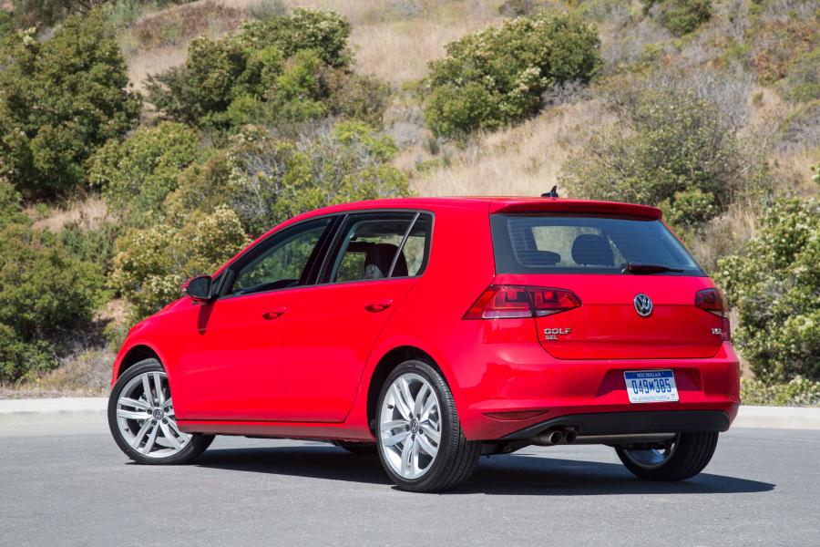 Volkswagen Golf TSI 5-Door 2015 года  (US) (фото 6 из 20)